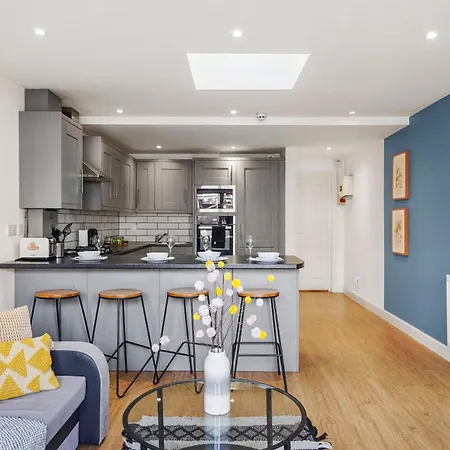 Modern Abode - Parking And Garden * Bristol